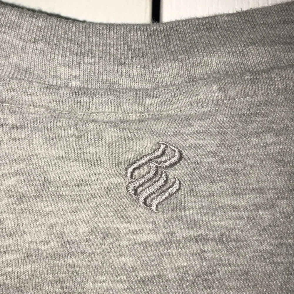 Men’s Rocawear Tee - Picture 3 of 5
